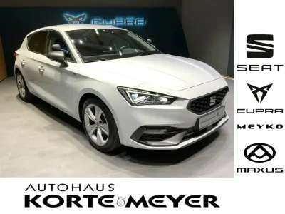 Używany Seat Leon FR 116 KM (85 kW) 2020 Biały Sedan/Limuzyna