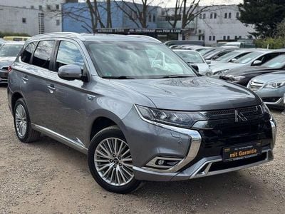 Second-hand Mitsubishi Outlander P-HEV Plus 224 CP (164 kW) 2019 Gri SUV