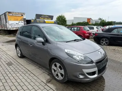 Gebraucht Renault Scénic III Dynamique 106 PS (77 kW) 2010 Grau Van / Kleinbus