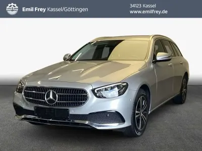 Gebraucht Mercedes E220 Avantgarde 200 PS (147 kW) 2022 Hightechsilber metallic Kombi