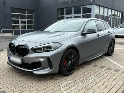 Gebraucht BMW M135 306 PS (225 kW) 2022 Grau Kleinwagen