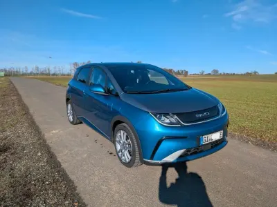 Gebraucht BYD Dolphin Design 150 kW (204 PS) 2023 Blau Kleinwagen