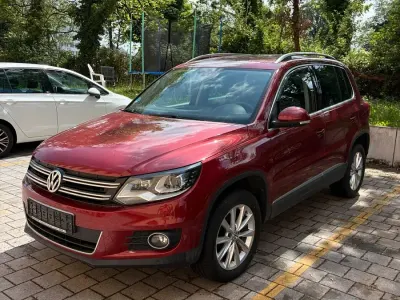 Gebraucht VW Tiguan Sport 170 PS (125 kW) 2012 Rot SUV