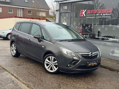 Grau Gebraucht 2014 Opel Zafira Van / Kleinbus | 8.990 € (Etwas zu teuer)