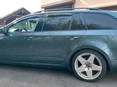 Gebraucht Skoda Octavia 150 PS (110 kW) 2016 Grau Kombi