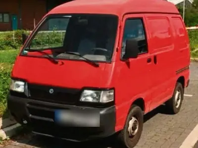 Gebraucht Piaggio Porter 65 PS (47 kW) 1999 Rot Van