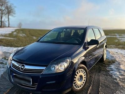 Blau Gebraucht 2010 Opel Astra Kombi | 1.799 € (Guter Preis)