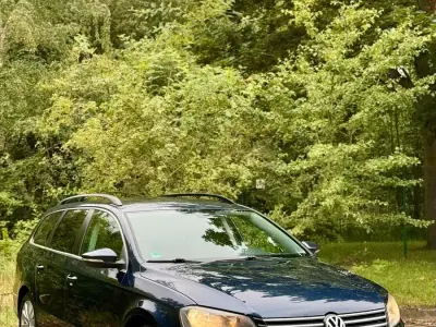 Gebraucht VW Passat 105 PS (77 kW) 2012 Blau Kombi