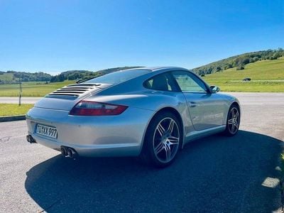 Second-hand Porsche 911 Carrera 4 325 CP (239 kW) 2006 Argintiu Coupe