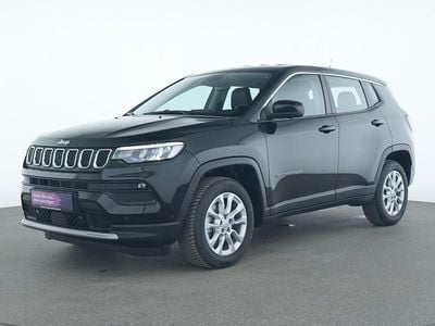 Gebraucht Jeep Compass Altitude 131 PS (96 kW) 2024 Black clear SUV