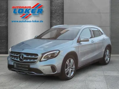 Gebraucht Mercedes GLA180 Urban 122 PS (89 kW) 2019 Silber SUV