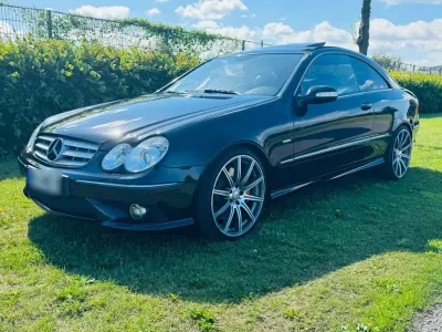 Gebraucht Mercedes CLK350 AMG 272 PS (200 kW) 2008 Schwarz Coupé