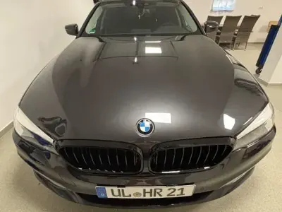 Gebraucht BMW 520 Performance 190 PS (139 kW) 2018 Braun Kombi
