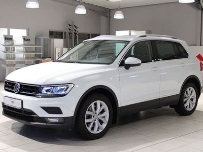 gebraucht VW Tiguan 2.0 TSI Comfort.BMT 4Motion *AHK/LED*