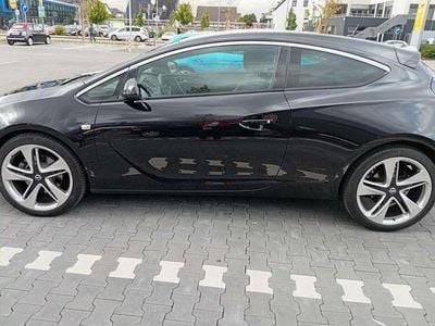 Opel Astra GTC