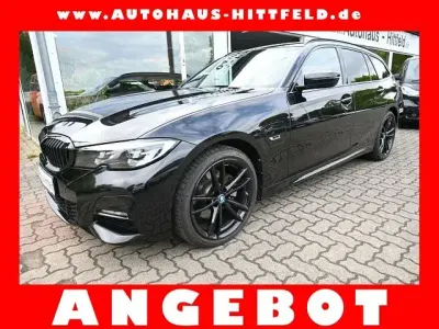 Gebraucht BMW 320e M Sport 204 PS (150 kW) 2022 Schwarz Kombi