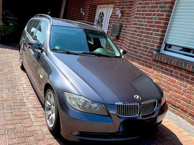 BMW 325