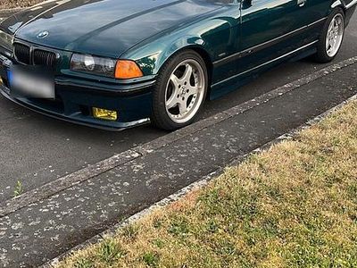 Grün Gebraucht 1997 BMW 328 Cabriolet M Sport Cabrio | 9.999 €