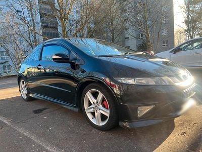 Begagnad Honda Civic 140 HK (102 kW) 2010 Svart Halvkombi