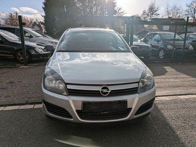 Usata Opel Astra Basis 90 CV (66 kW) 2004 Argento Berlina