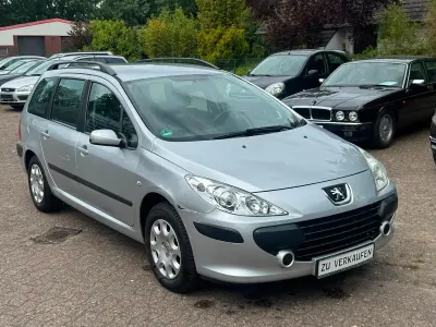 Gebraucht Peugeot 307 Filou 88 PS (64 kW) 2007 Silber Kombi