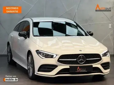 Gebraucht Mercedes CLA200 Shooting Brake AMG line 163 PS (119 kW) 2019 Weiß Kombi