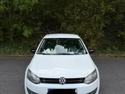 Gebraucht VW Polo Match 90 PS (66 kW) 2012 Weiß Kleinwagen