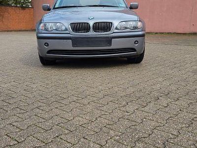 Gebraucht BMW 316 Sport Line 116 PS (85 kW) 2005 Silber Limousine