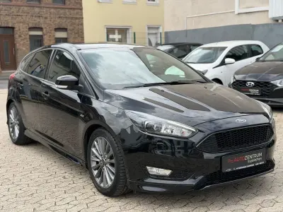 Usata Ford Focus ST-Line 182 CV (133 kW) 2017 Nero Berlina