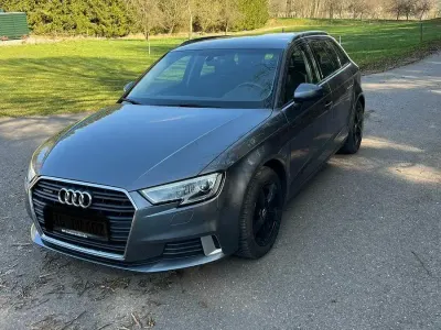 Gebraucht Audi A3 Sport 198 PS (145 kW) 2018 Grau Limousine