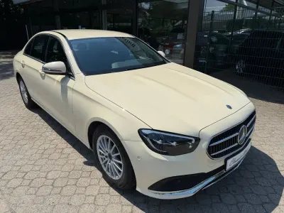 Gebraucht Mercedes E200 160 PS (117 kW) 2023 Beige Limousine
