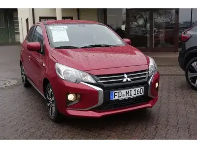 Gebraucht Mitsubishi Space Star Select+ 71 PS (52 kW) 2025 M) (rot Kleinwagen