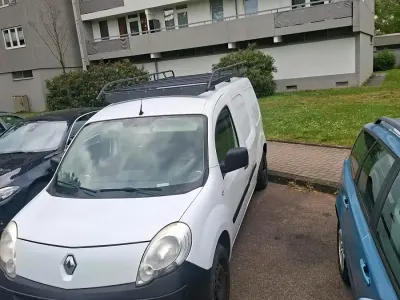 Gebraucht Renault Kangoo 108 PS (79 kW) 2012 Weiß Van / Kleinbus
