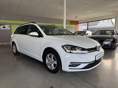 Gebraucht VW Golf VII Highline 150 PS (110 kW) 2019 Weiß Kombi