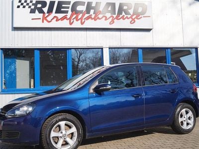 Gebraucht VW Golf VI Comfortline 105 PS (77 kW) 2010 Blau Kleinwagen