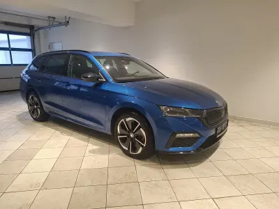 Gebraucht Skoda Octavia RS 245 PS (180 kW) 2024 Blau metallic Kombi