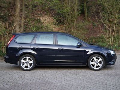 gebraucht Ford Focus 1,6 Ti-VCT Style Turnier Style