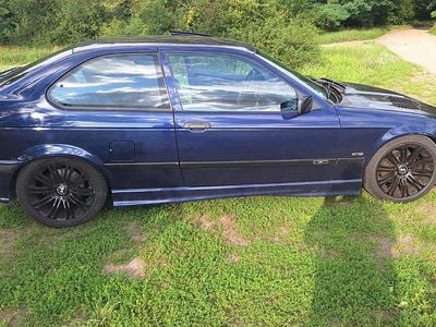 BMW 323 Compact