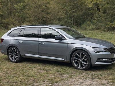 Gebraucht Skoda Superb SportLine 190 PS (139 kW) 2018 Silber Kombi