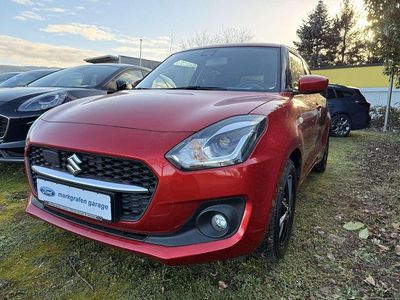Rot Gebraucht 2021 Suzuki Swift Comfort Limousine | 14.100 € (Etwas zu teuer)