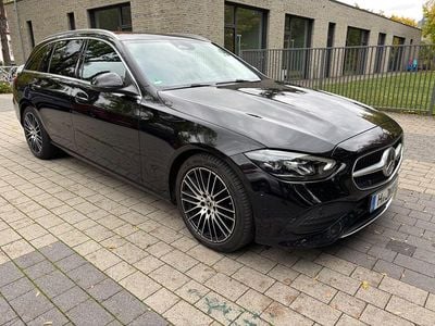 Gebraucht Mercedes C220 197 PS (144 kW) 2024 Schwarz Kombi