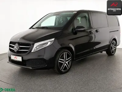 Gebraucht Mercedes V250 Night 190 PS (139 kW) 2021 Obsidianschwarz Van / Kleinbus
