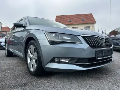 Gebraucht Skoda Superb Style 190 PS (139 kW) 2015 Grau Limousine