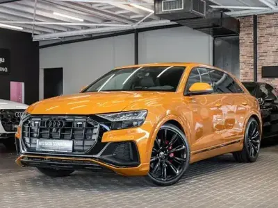 Gebraucht Audi Q8 S-Line 286 PS (210 kW) 2023 Andere SUV