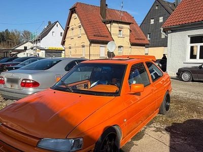 Usata Ford Escort RS 150 CV (110 kW) 1992 Arancione Coupé