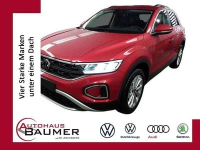 Gebraucht VW T-Roc Life 150 PS (110 kW) 2025 Rot SUV