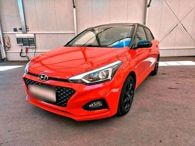 Usata Hyundai i20 101 CV (74 kW) 2020 Rosso Utilitaria