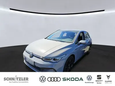 Gebraucht VW Golf VIII Style 150 PS (110 kW) 2024 Grau Limousine