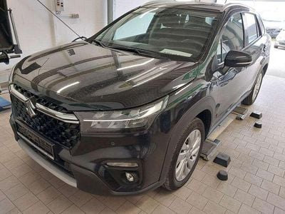 Schwarz Gebraucht 2024 Suzuki SX4 SUV | 23.999 € (Fairer Preis)