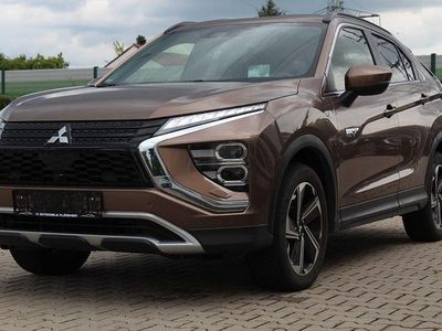Braun Gebraucht 2021 Mitsubishi Eclipse Cross Plus SUV | 21.990 € (Guter Preis)